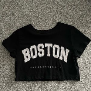 cropped graphic t-shirt